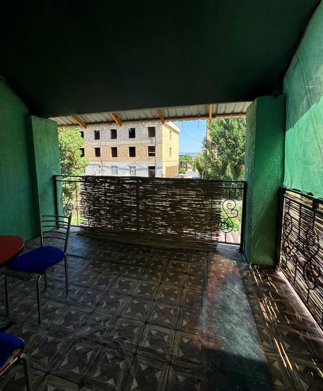 Green house Nukus Buitenkant foto